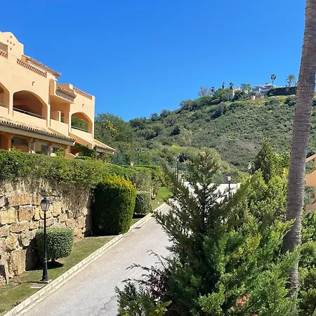 Santa Maria Village, Elviria, Apartament