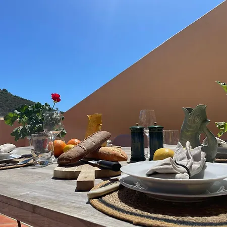 Santa Maria Village, Elviria, * Marbella