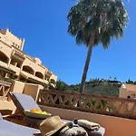 Santa Maria Village, Elviria, * Marbellac