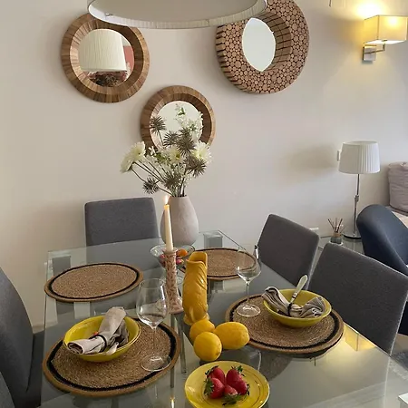דירה Santa Maria Village, Elviria, מארבלה