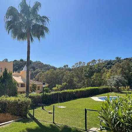 Santa Maria Village, Elviria, * ماربيا